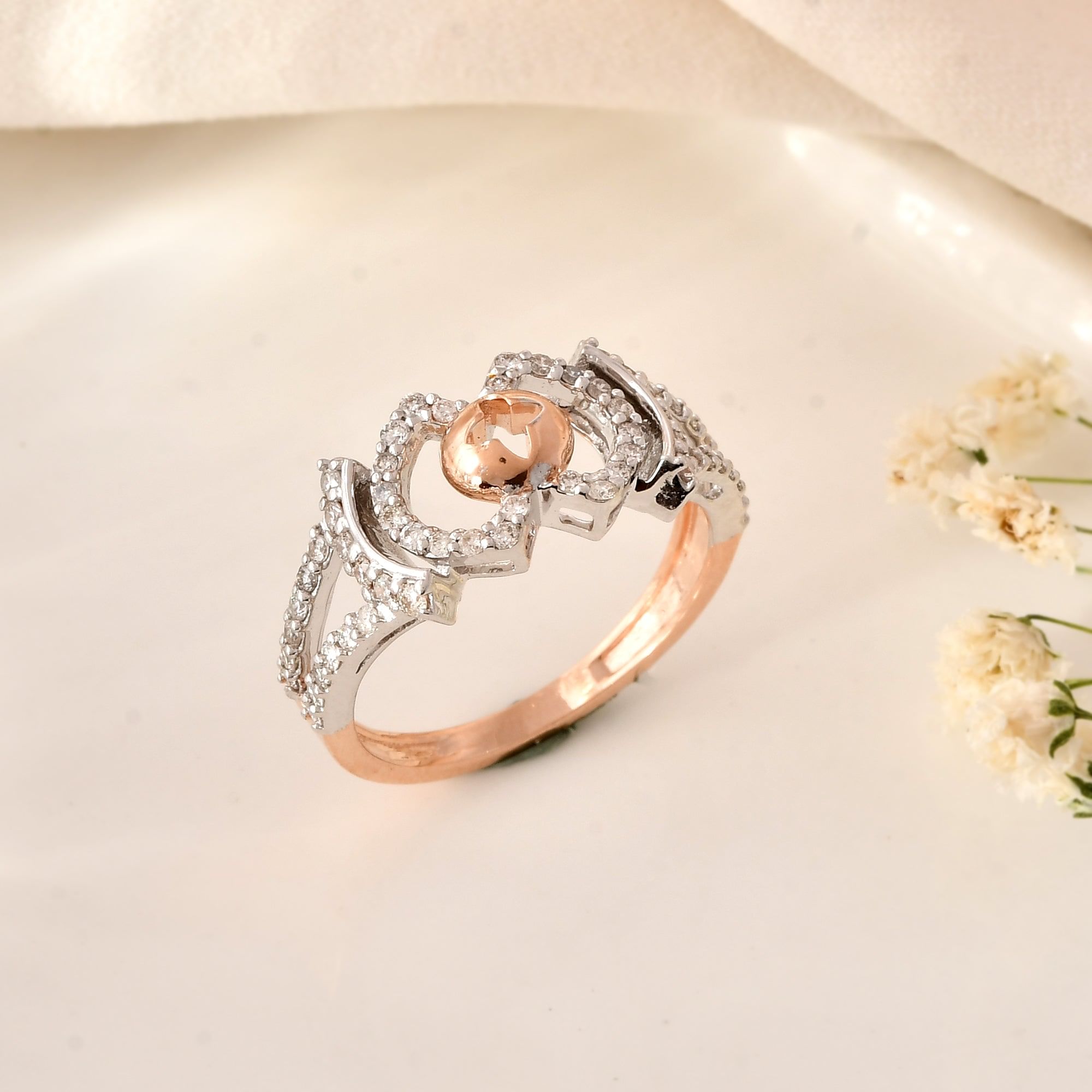 Lustra: The Effortless Daily Ring
