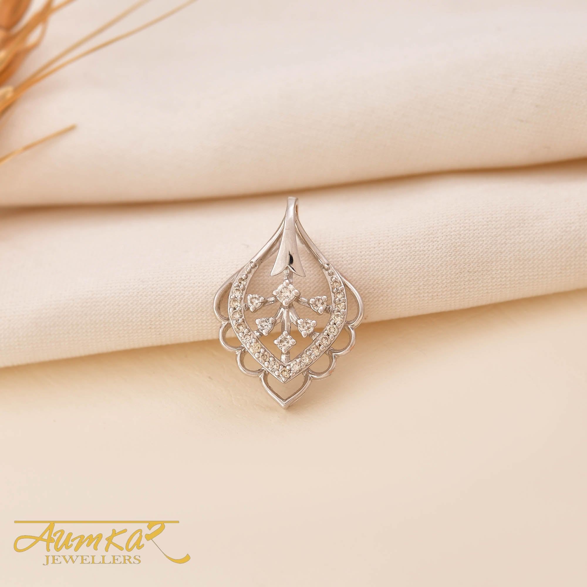 Everyday Sparkle: Classic Diamond Pendant For Regular Wear