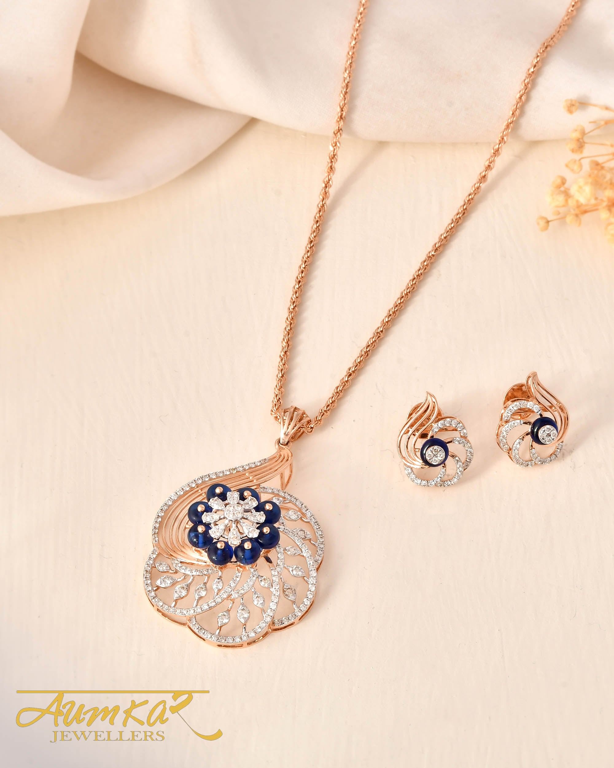 Designer Pendent Set With Royal Blue Stone And Diamonds